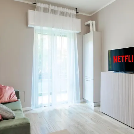 Essenza Moderna Design & Quiete * Брешія